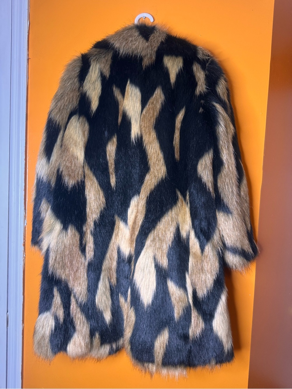 NWOT Alice + Olivia Yetta Faux Fur Coat In Black Medium Brown. Size S - Picture 11 of 16